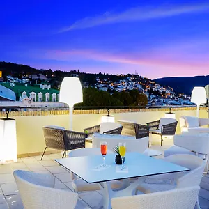 **** Hotel Eurostars Puerta Real Spanien